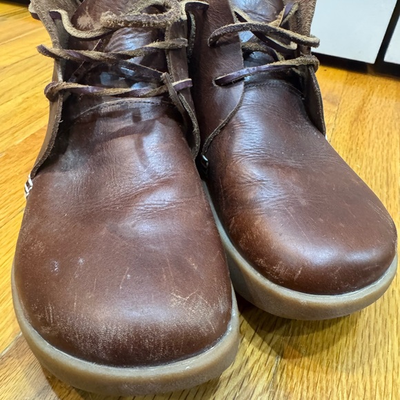 Chucka 🥾 - Picture 3 of 12